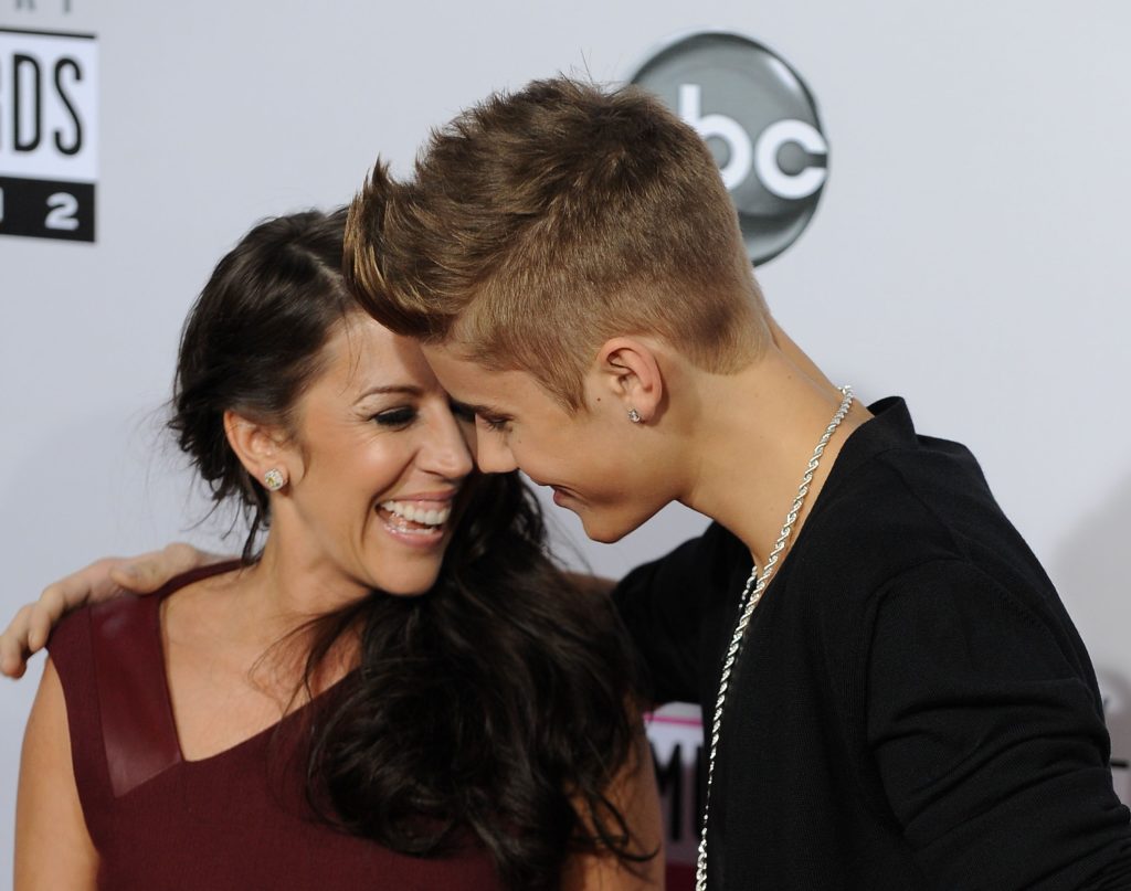 justin-bieber-madre-2